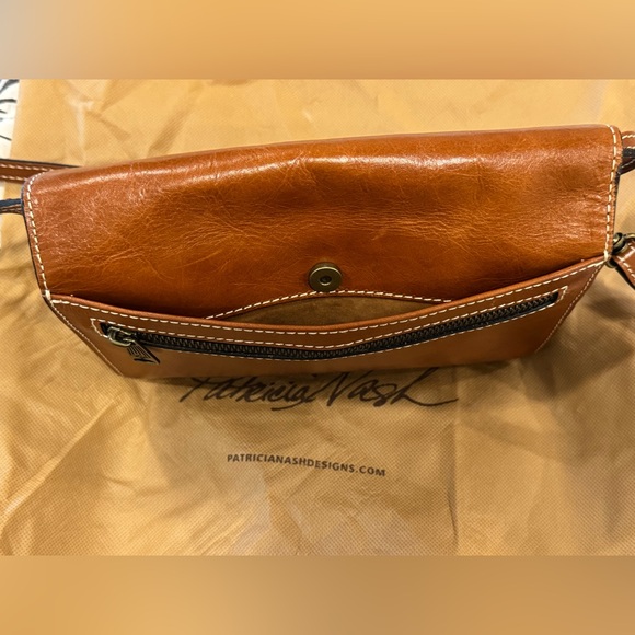 Patricia Nash Laurentina Crossbody - Picture 8 of 12